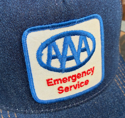 ワッペン付きデニムキャップ