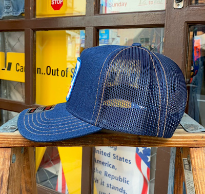 ワッペン付きデニムキャップ