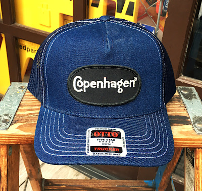 ワッペン付きデニムキャップ