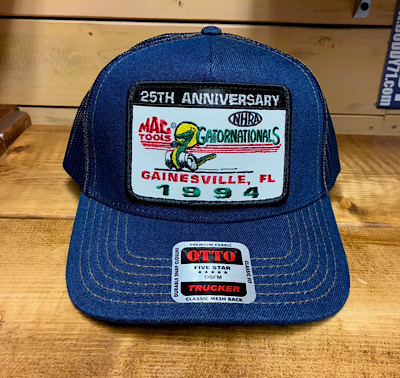 ワッペン付きデニムキャップ