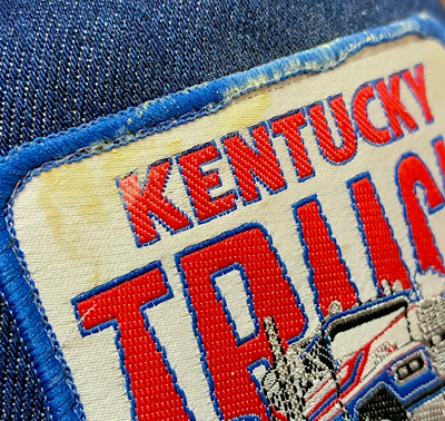 ワッペン付きデニムキャップ