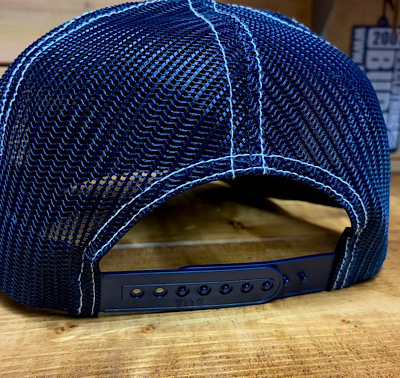 ワッペン付きデニムキャップ